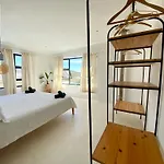 Wildlife & Ocean Retreat